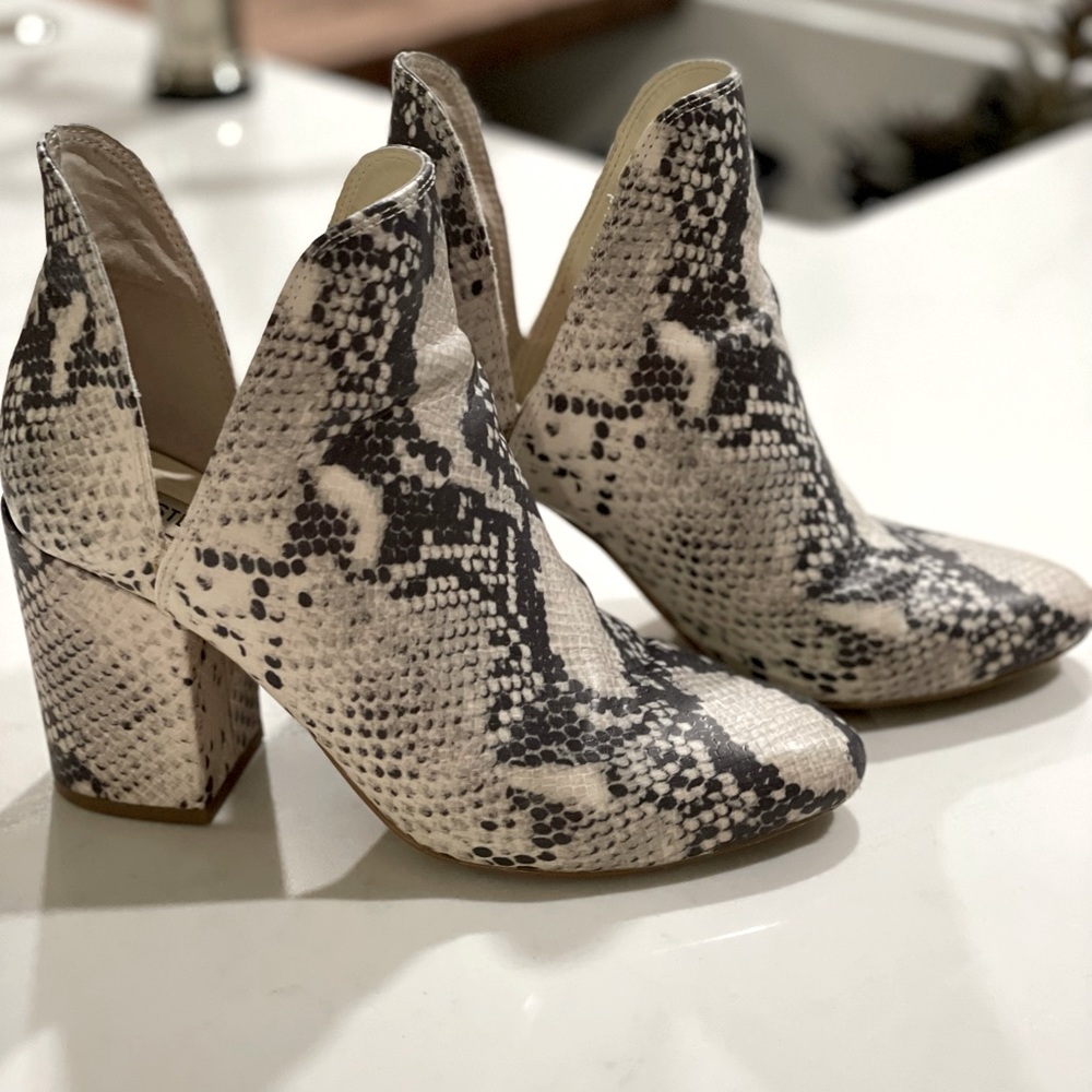 Steve Madden Rookie Booties Snake - image 1